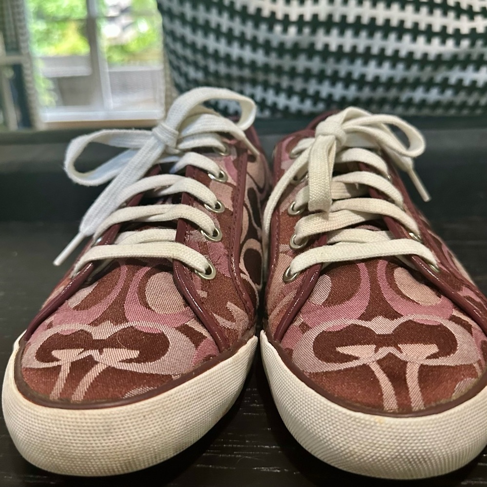 Vintage Classic Coach sneakers EUC 9.5 - Picture 5 of 9
